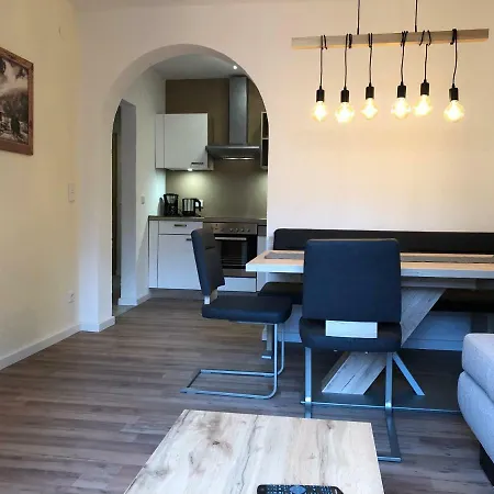 Haus דירה *